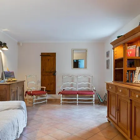 Guest house De La Lause